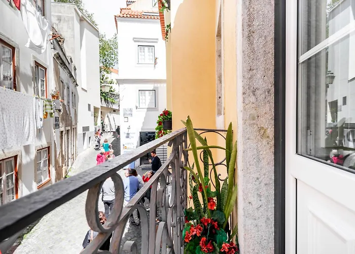 Castle Inn Lisbon Apartments